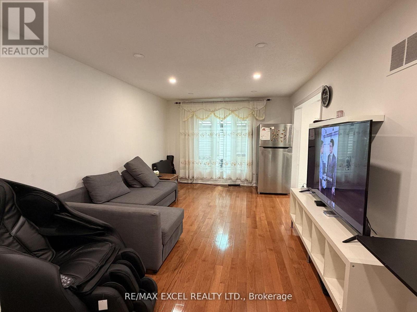 50 SHOOTFIELD CRESCENT - 7
