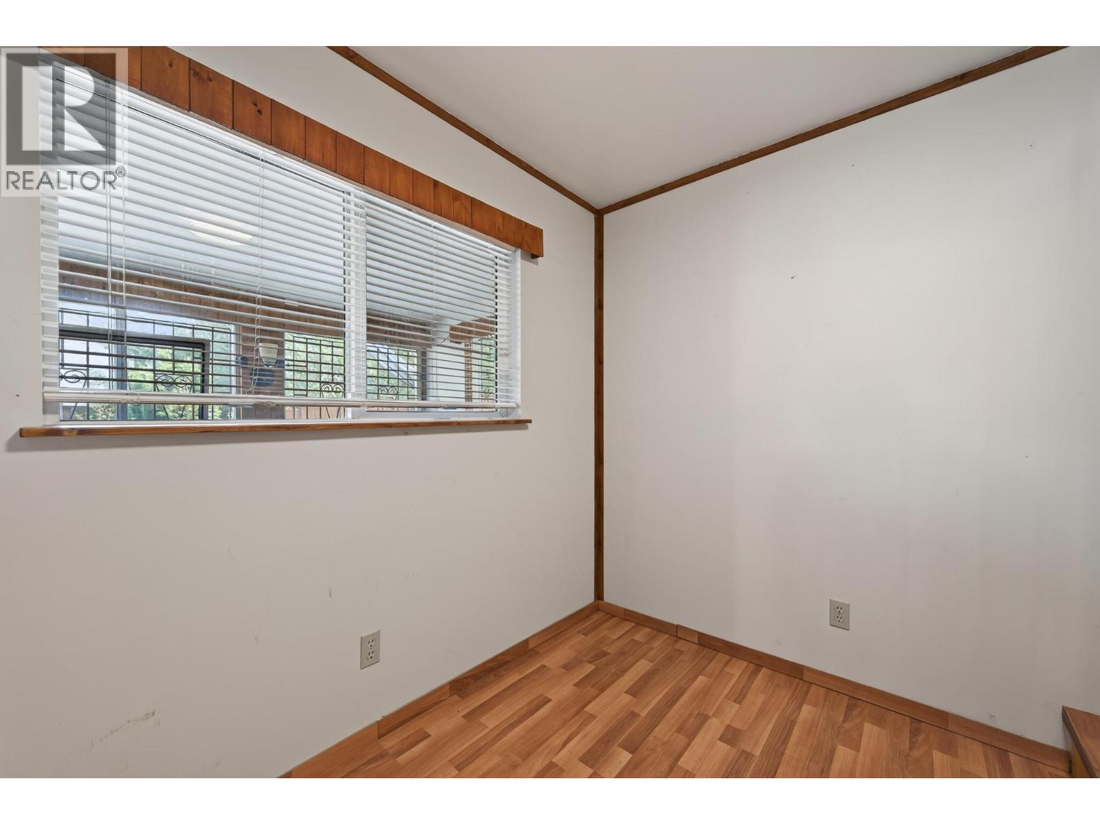 376 Alexander Avenue - Image 13