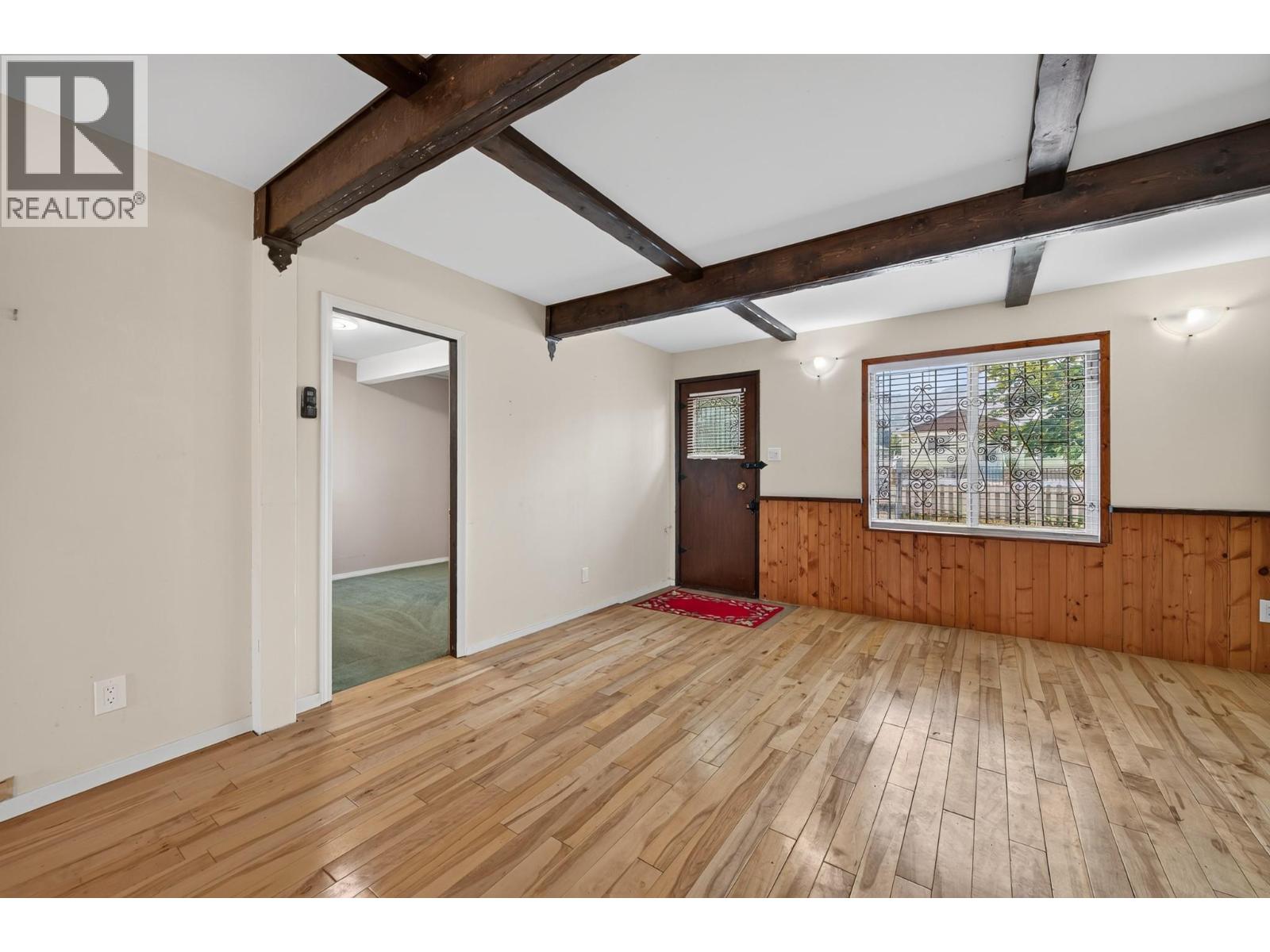 376 Alexander Avenue - Image 4