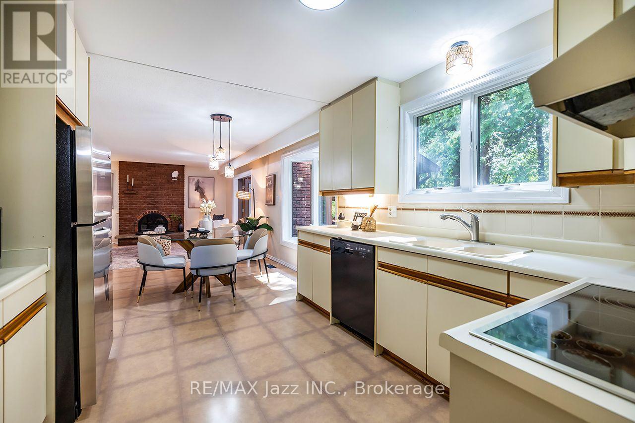 1005 BLUEFINCH COURT - Image 13