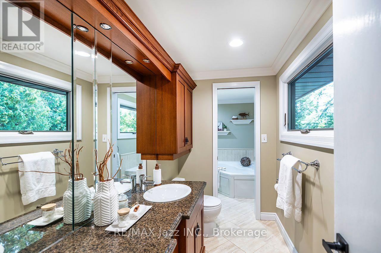 1005 BLUEFINCH COURT - Image 23