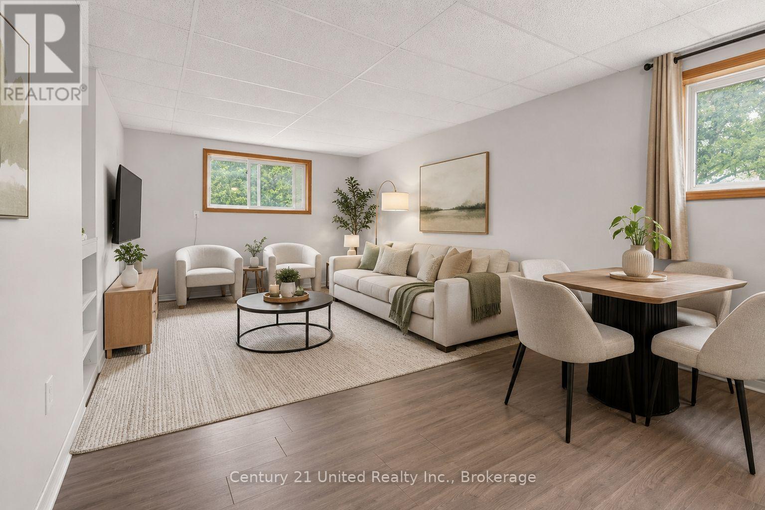 #25 101 RITA CRESCENT - Image 12