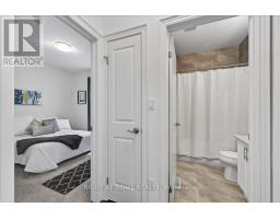 Laundry room - 717 Jackpine Way, London North, ON N5X0L9 Photo 8