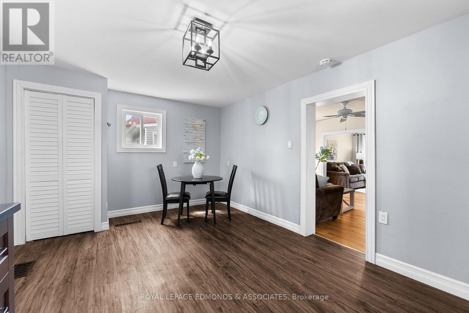 3 Bed, 2 Bath House for Sale in Pembroke – 594 ISABELLA STREET, Pembroke – MLS# X13687920 - Image 17