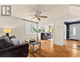 594 Isabella Street, Pembroke, ON K8A5V3 Photo 13