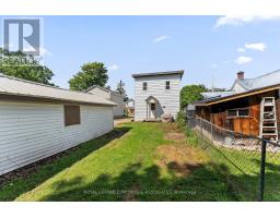 594 Isabella Street, Pembroke, ON K8A5V3 Photo 25