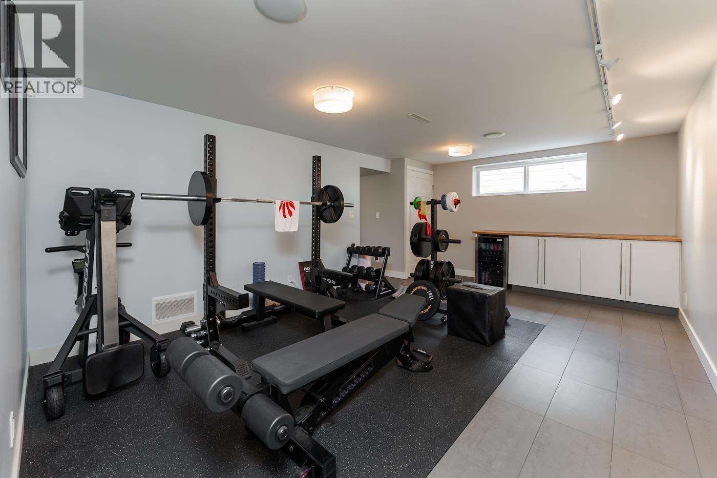 1557 BURDEN STREET - Image 31