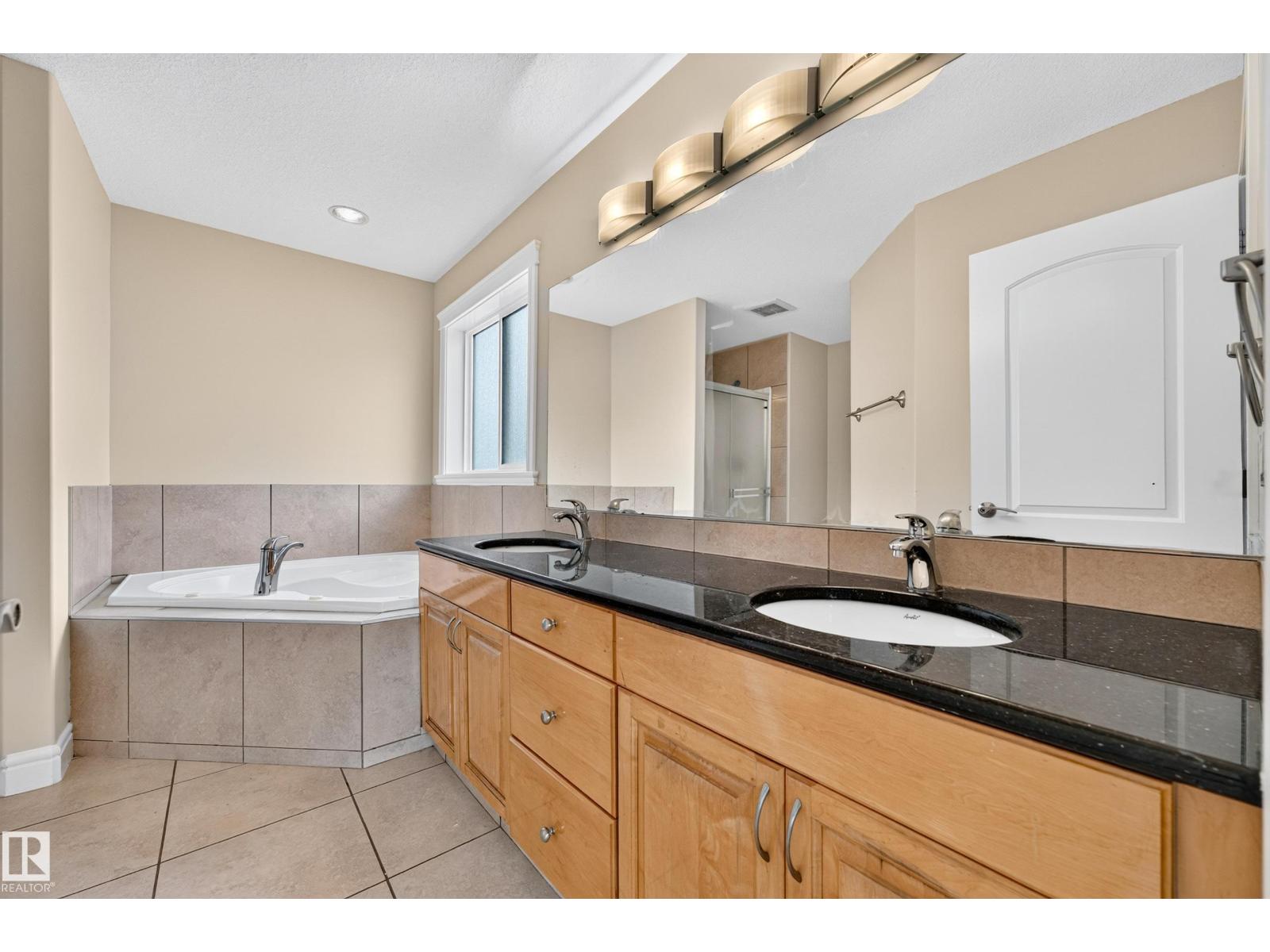7111 169 AV NW - Image 27