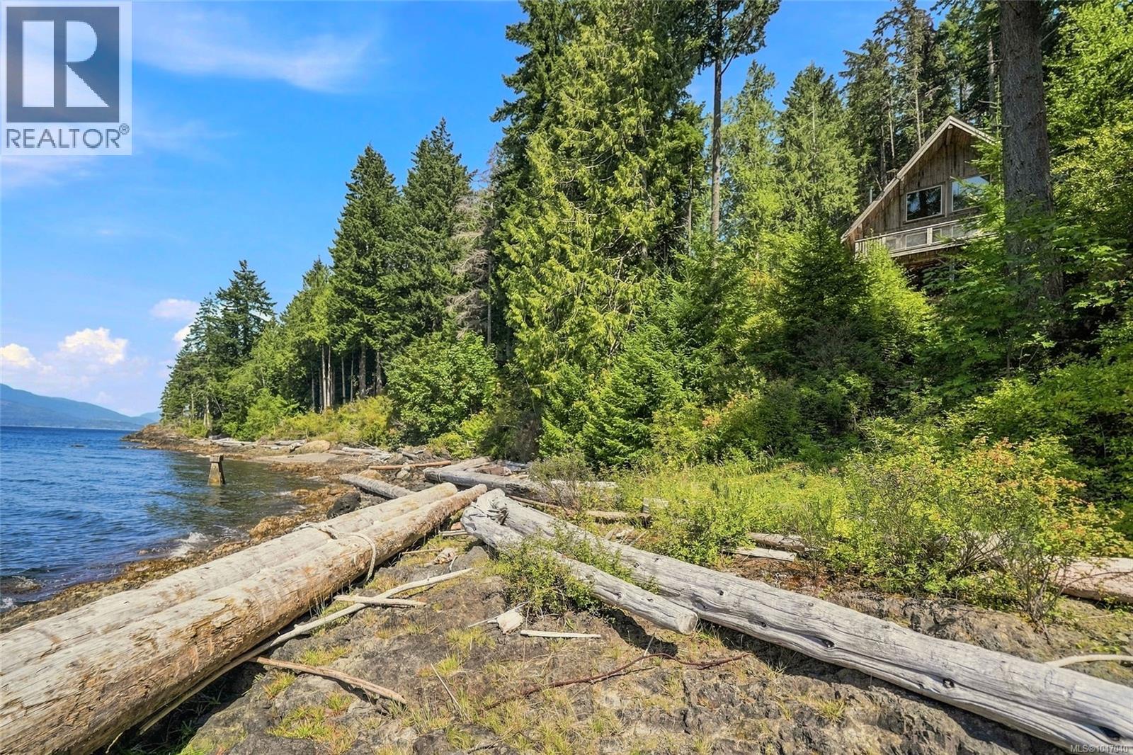 5 Headquarters Bay, Port Alberni