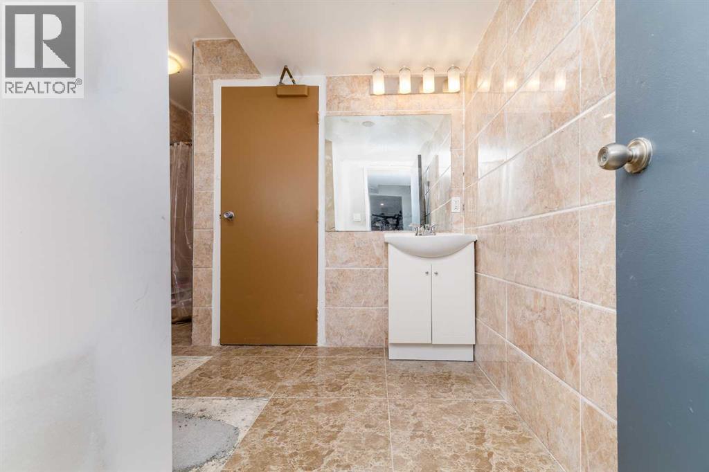 4419 55 Street, Red Deer — property photo 17