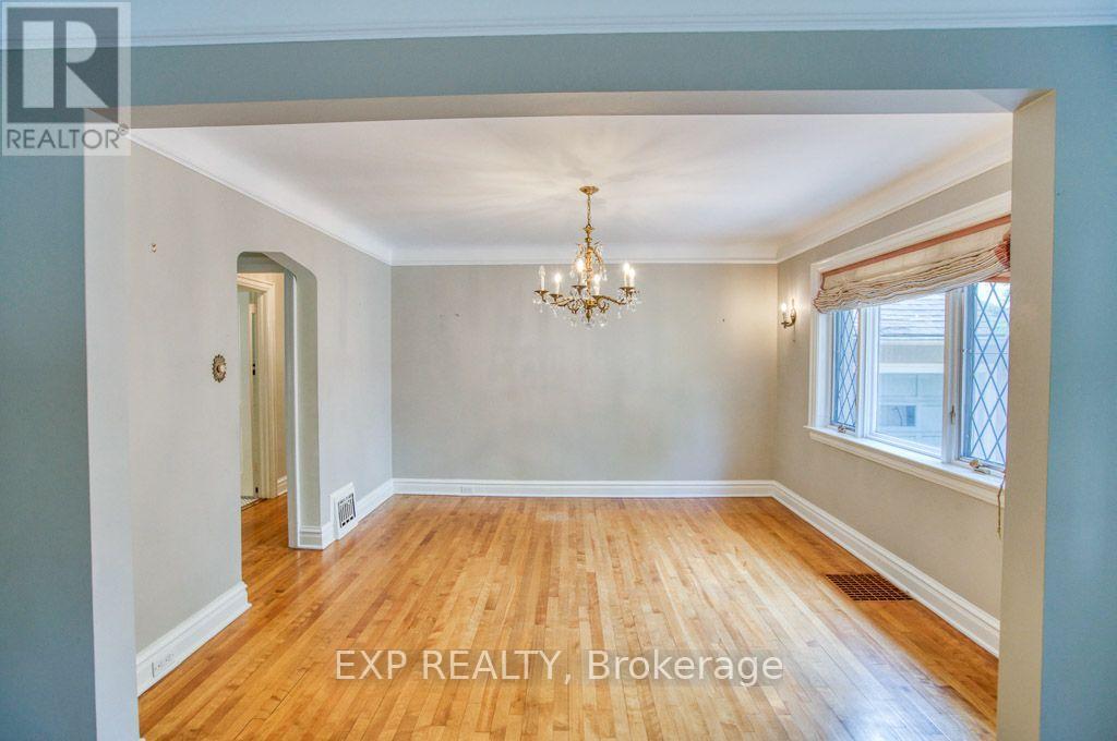 4 Bed, 1 Bath House for Rent in Ottawa – A – 304 STEWART STREET, Ottawa – MLS# X13687894 - Image 11