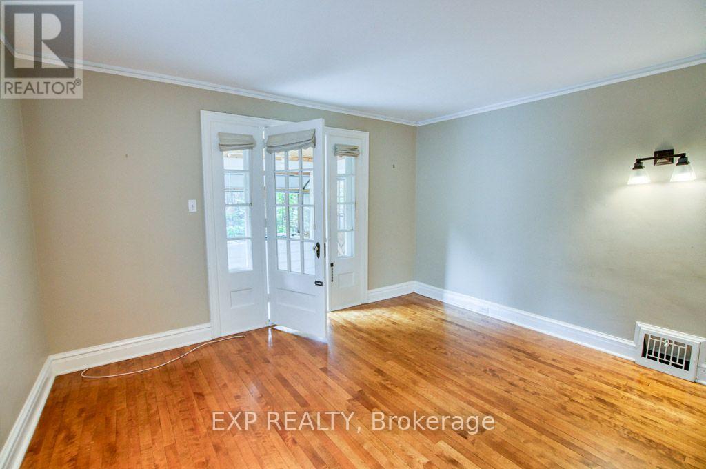 4 Bed, 1 Bath House for Rent in Ottawa – A – 304 STEWART STREET, Ottawa – MLS# X13687894 - Image 25