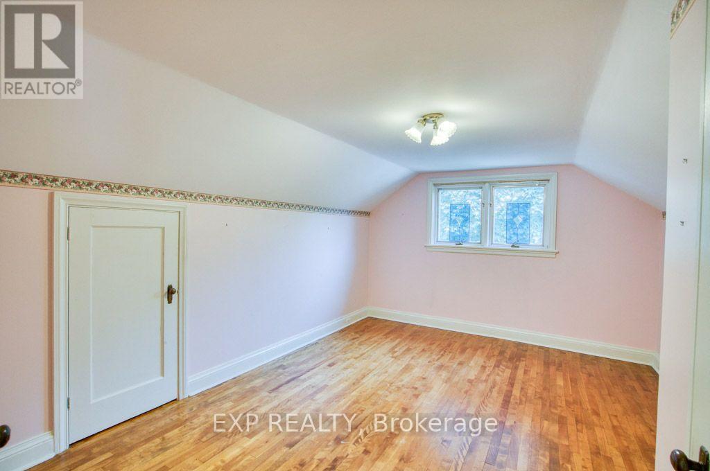 4 Bed, 1 Bath House for Rent in Ottawa – A – 304 STEWART STREET, Ottawa – MLS# X13687894 - Image 32