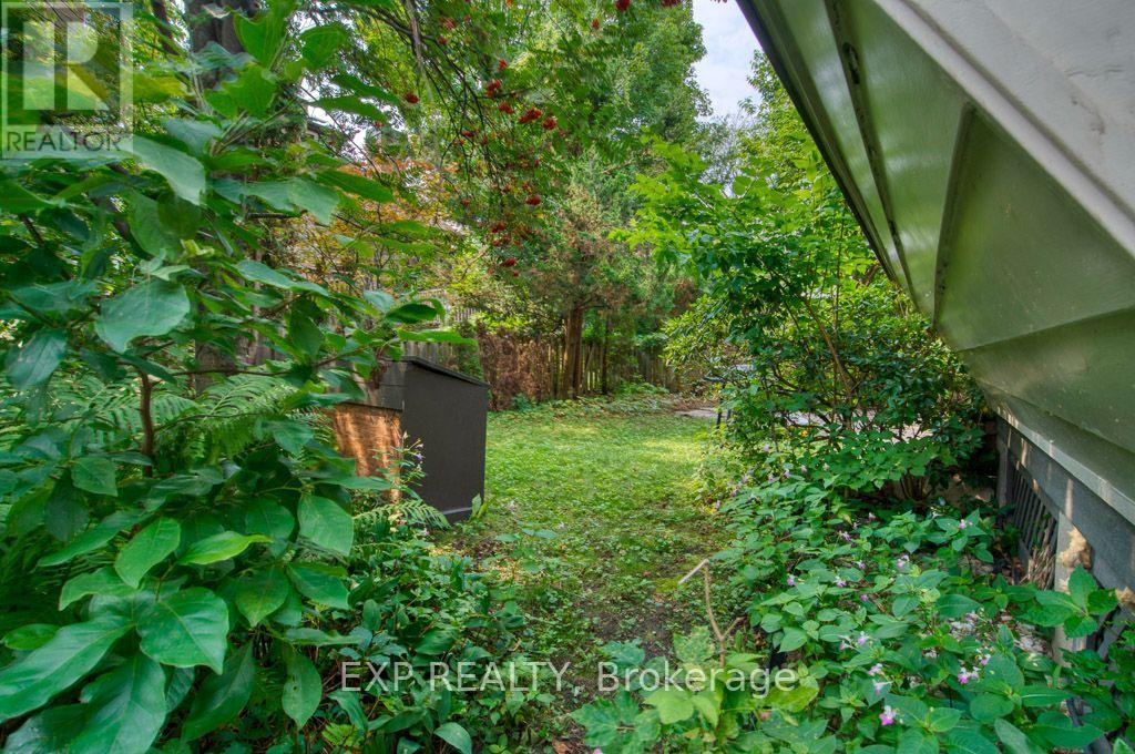 4 Bed, 1 Bath House for Rent in Ottawa – A – 304 STEWART STREET, Ottawa – MLS# X13687894 - Image 40