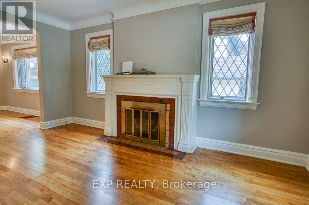 4 Bed, 1 Bath House for Rent in Ottawa – A – 304 STEWART STREET, Ottawa – MLS# X13687894 - Image 9