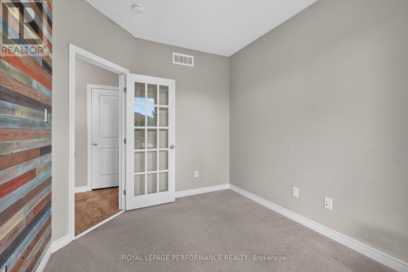 157 Boxcar Crescent