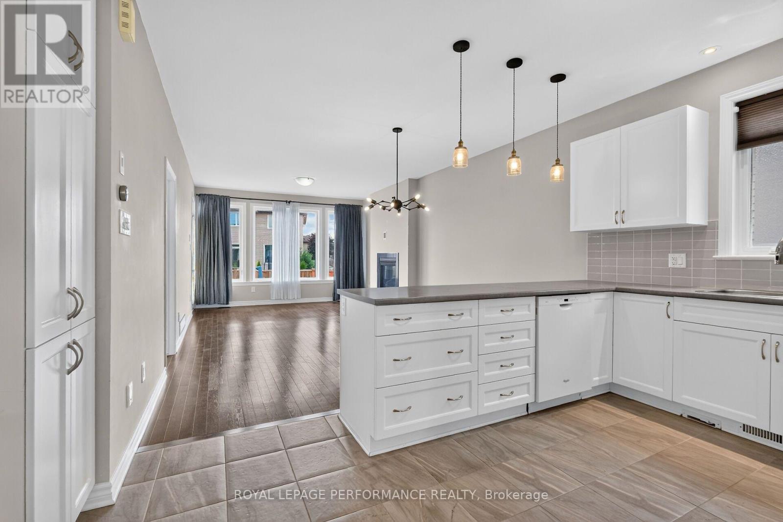 157 Boxcar Crescent