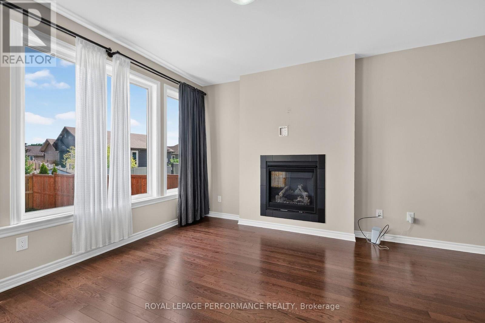 157 Boxcar Crescent