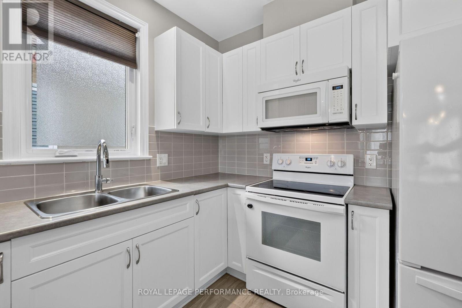 157 Boxcar Crescent