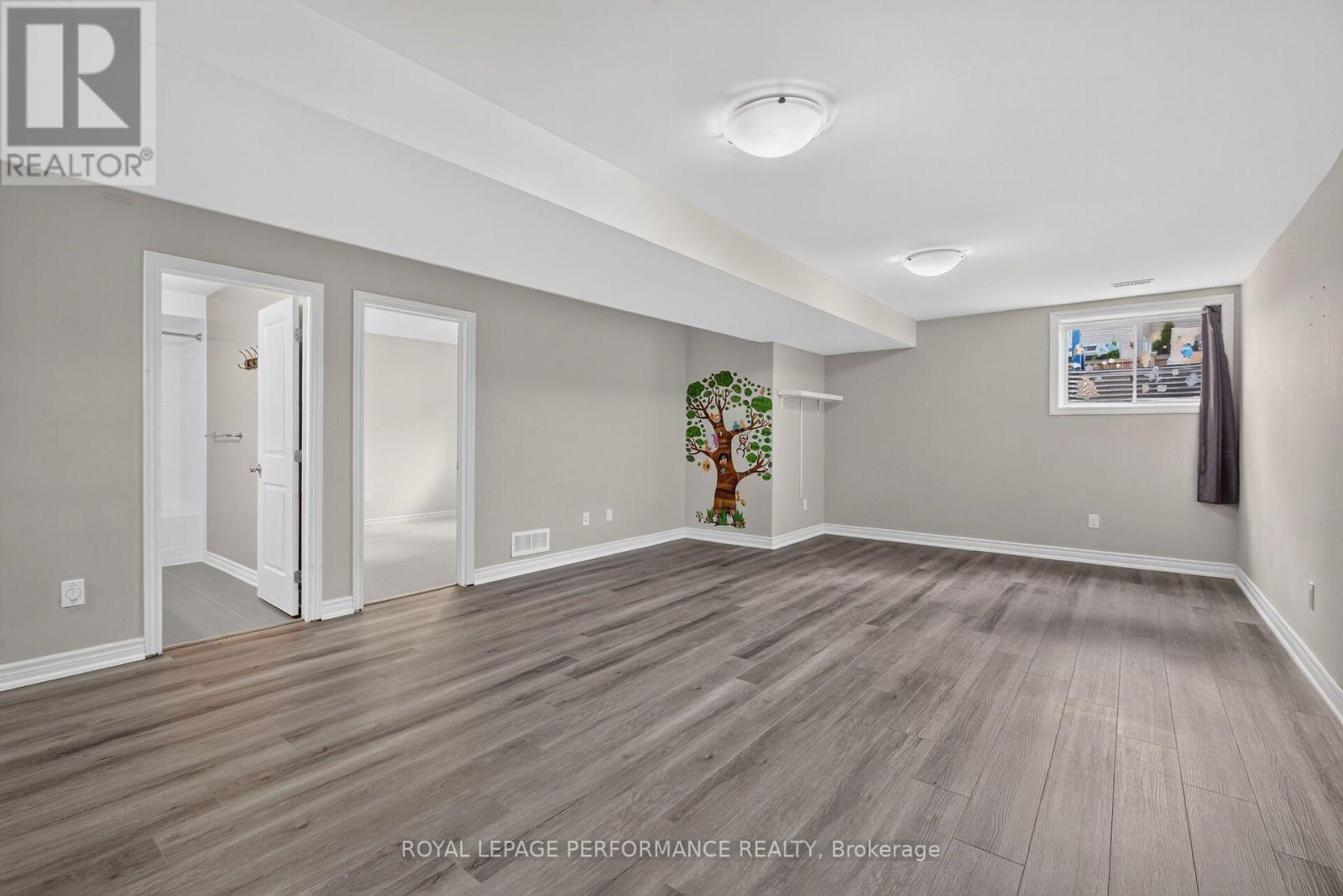 157 Boxcar Crescent