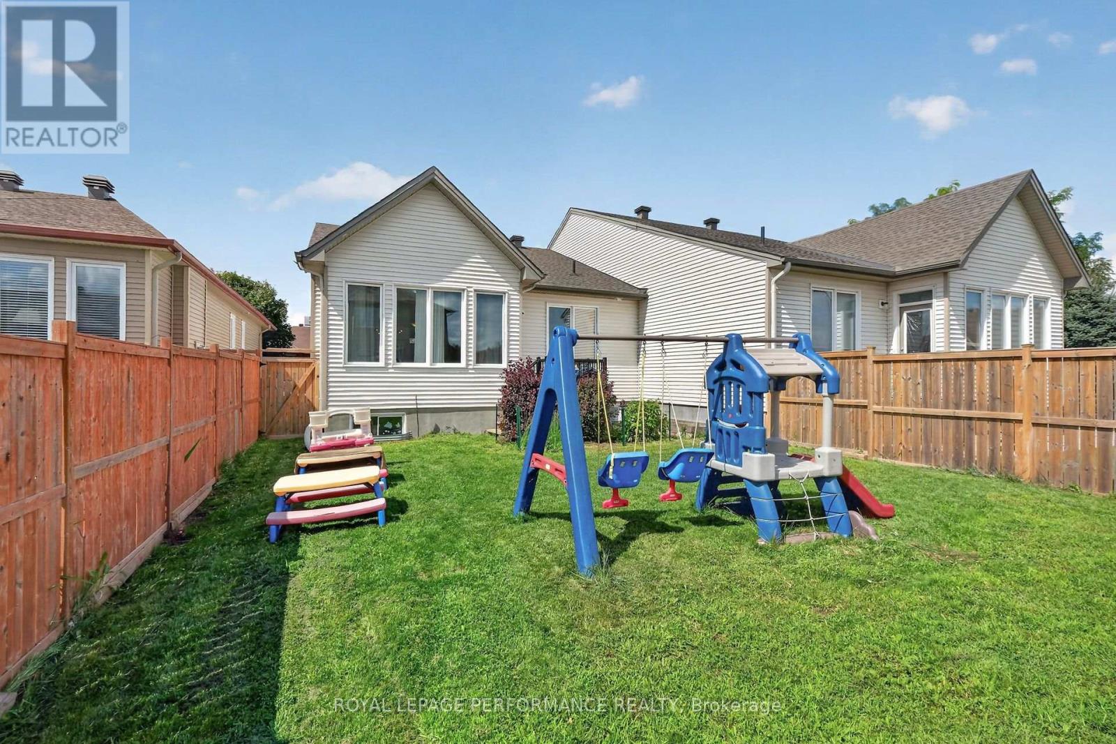 157 Boxcar Crescent