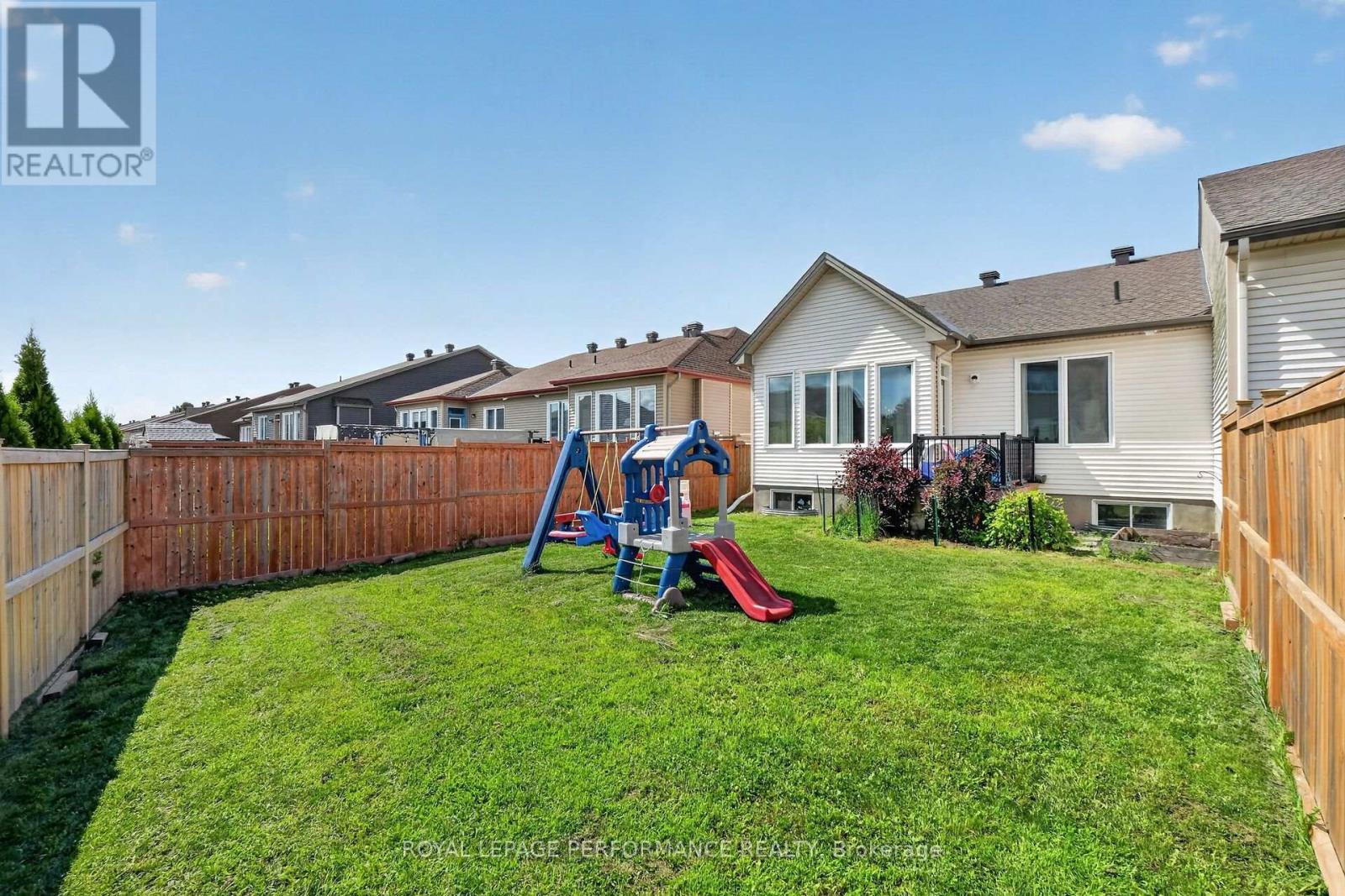 157 Boxcar Crescent