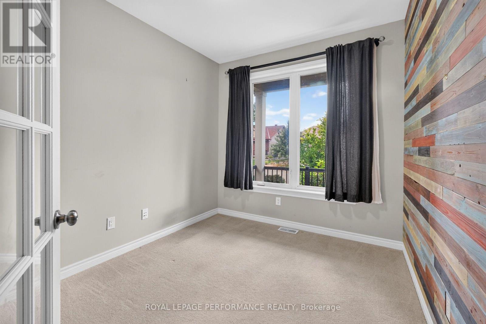 157 Boxcar Crescent