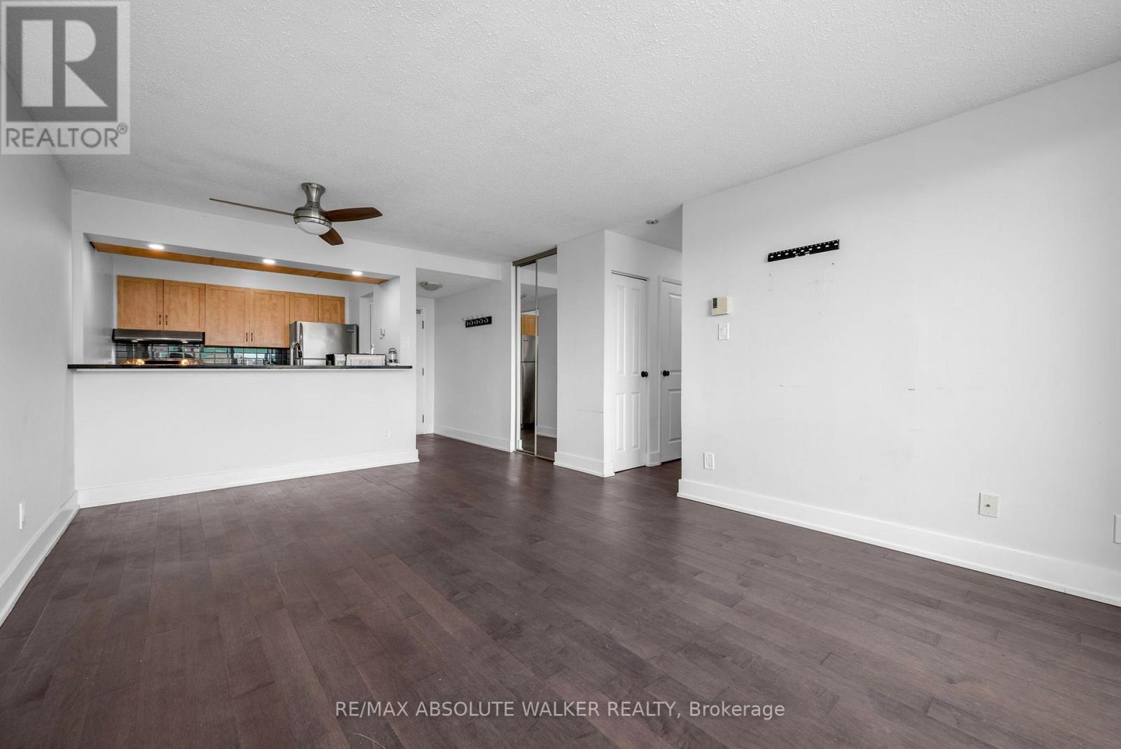 2 Bed, 2 Bath Apartment for Sale in Ottawa – 902 – 154 NELSON STREET, Ottawa – MLS# X13687966 - Image 10