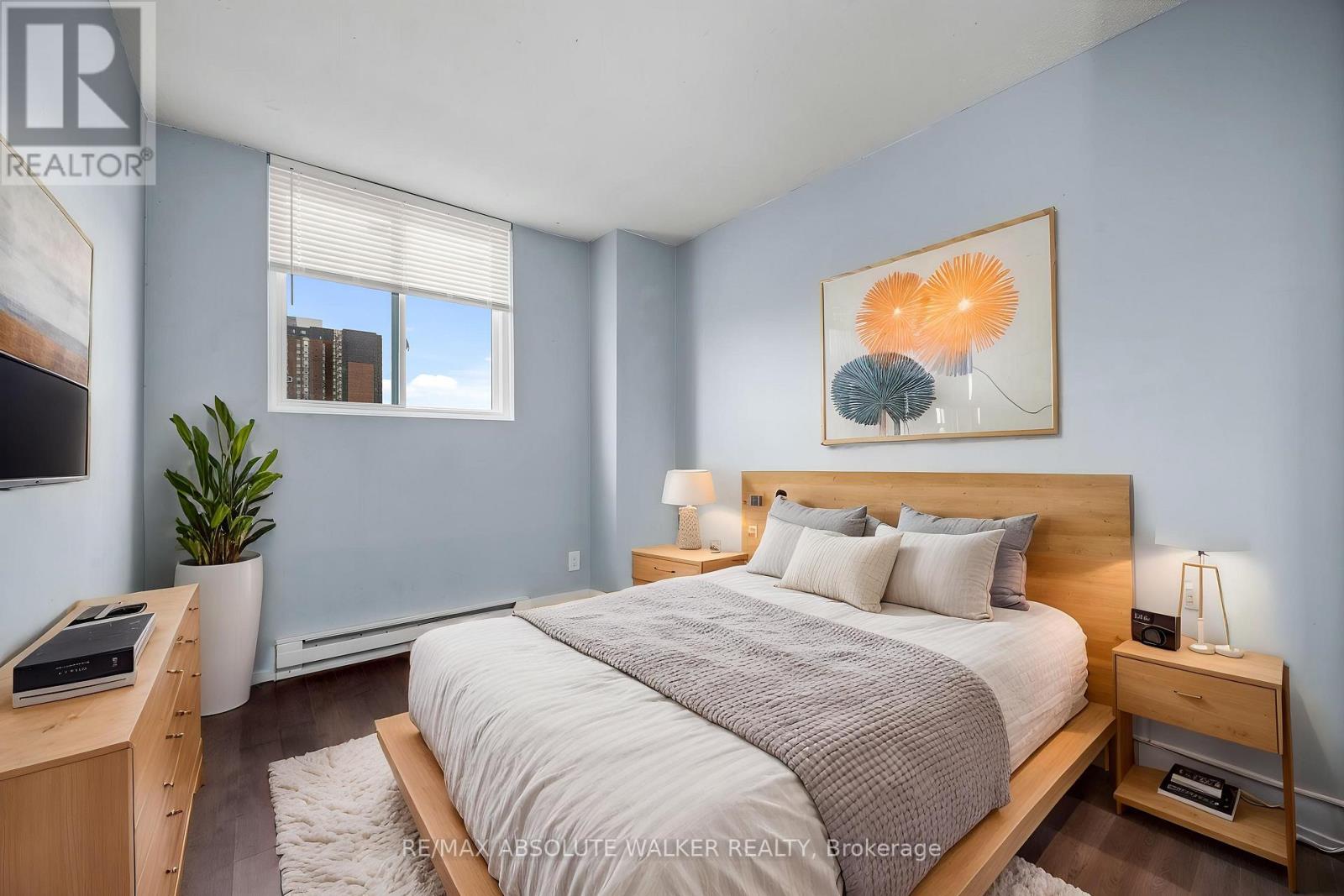 2 Bed, 2 Bath Apartment for Sale in Ottawa – 902 – 154 NELSON STREET, Ottawa – MLS# X13687966 - Image 20
