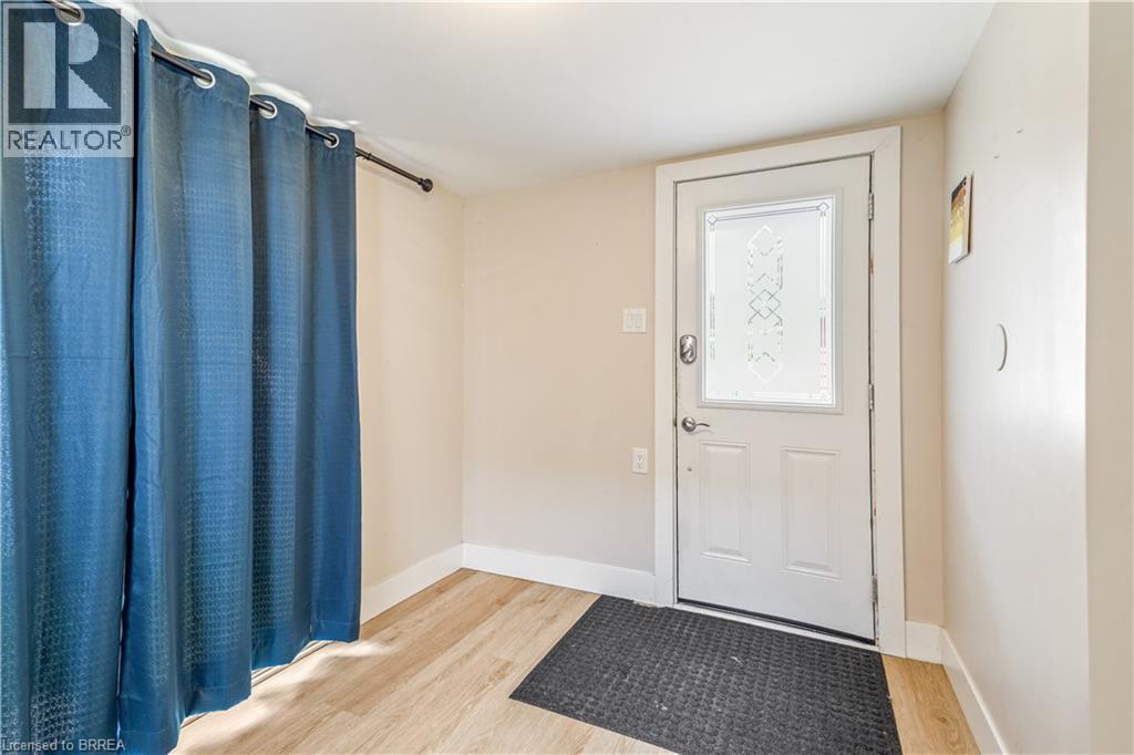 345 NELSON Street - Image 26