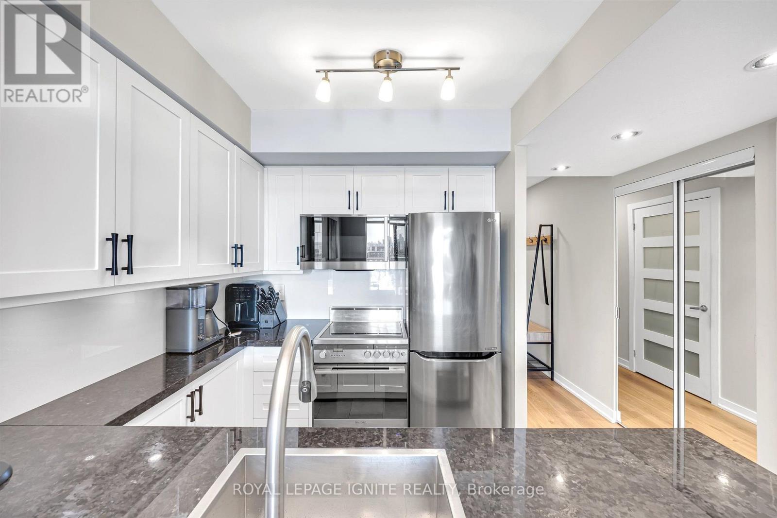#1907 50 LYNN WILLIAMS STREET - 12