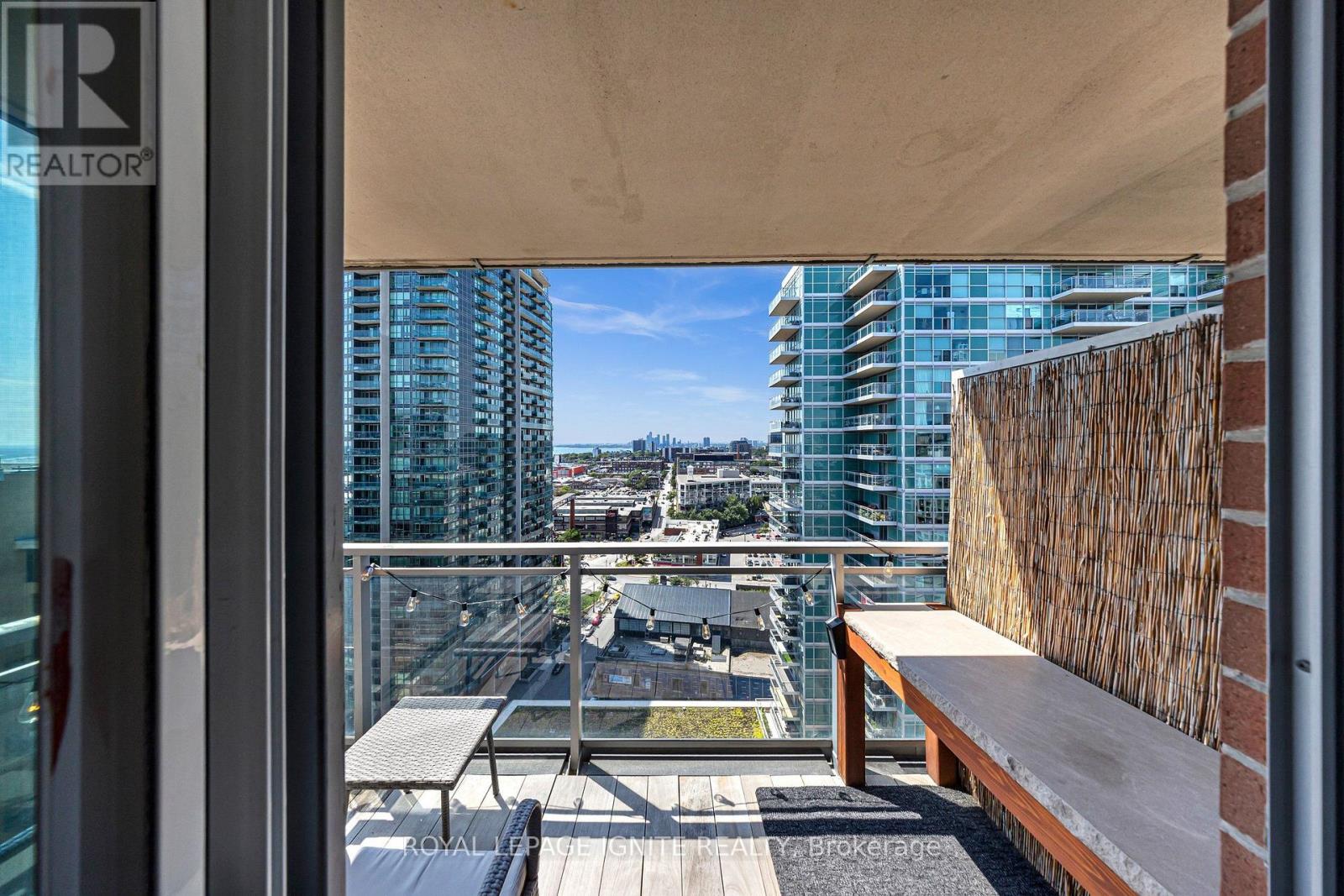 #1907 50 LYNN WILLIAMS STREET - 22