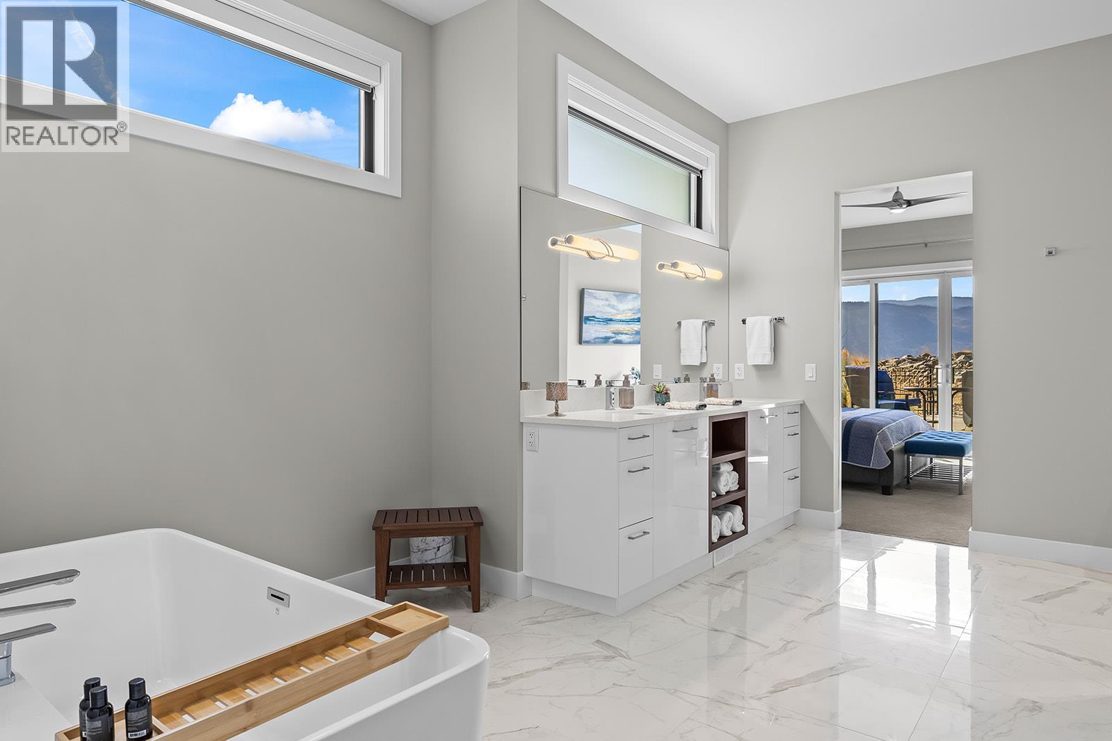10018 Beacon Hill Drive - 39