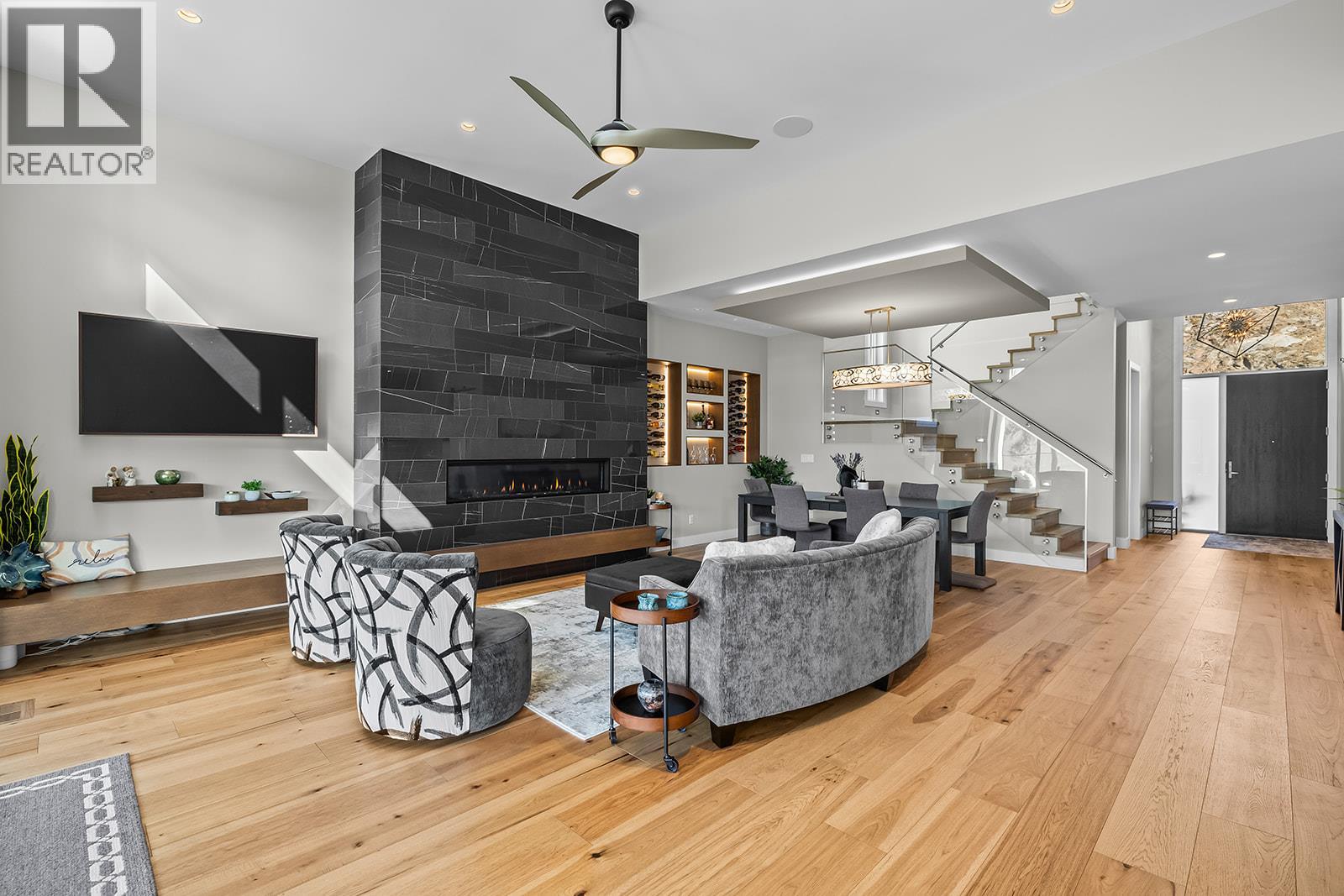 10018 Beacon Hill Drive - Image 15