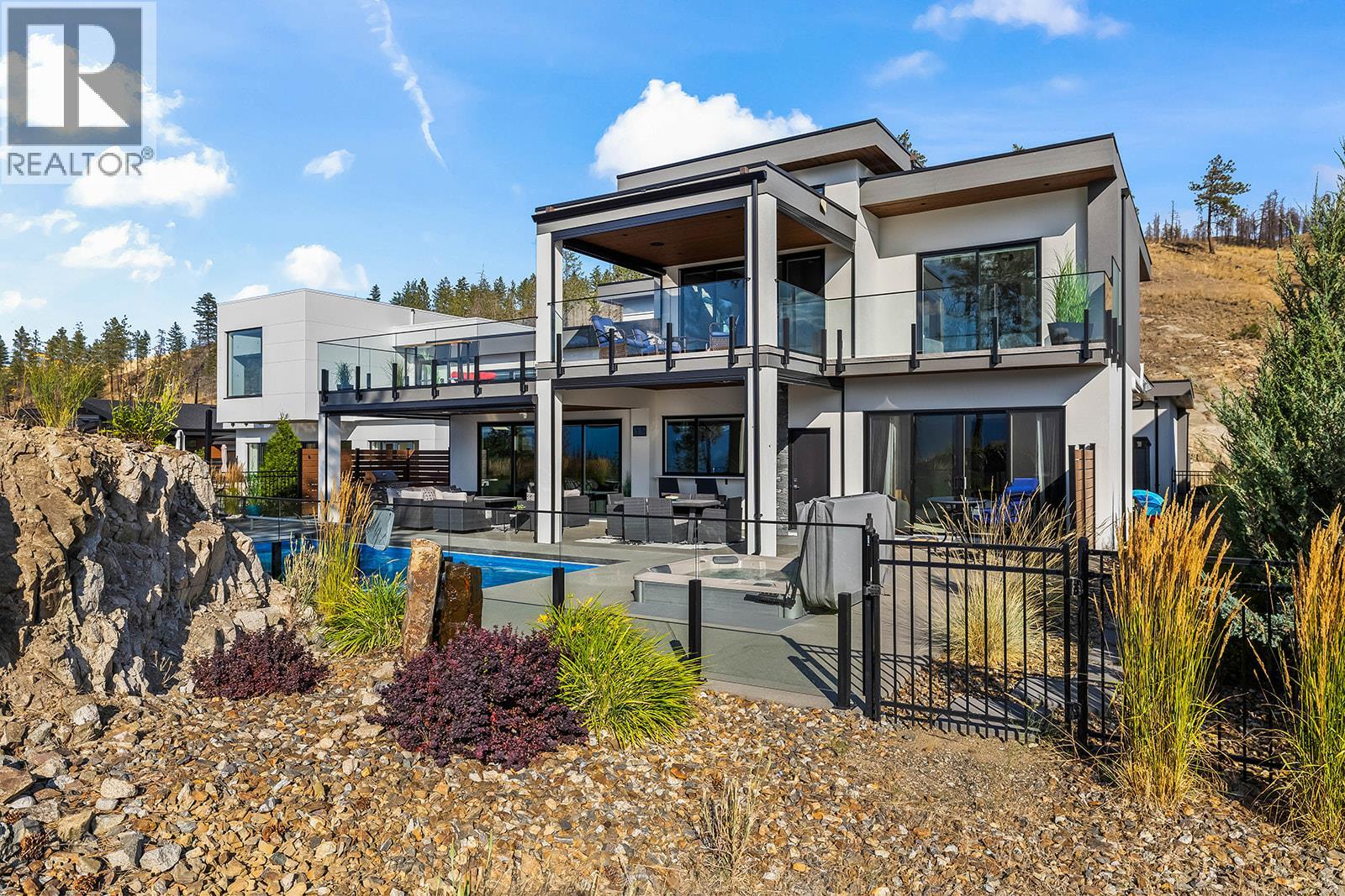 10018 Beacon Hill Drive - Image 32