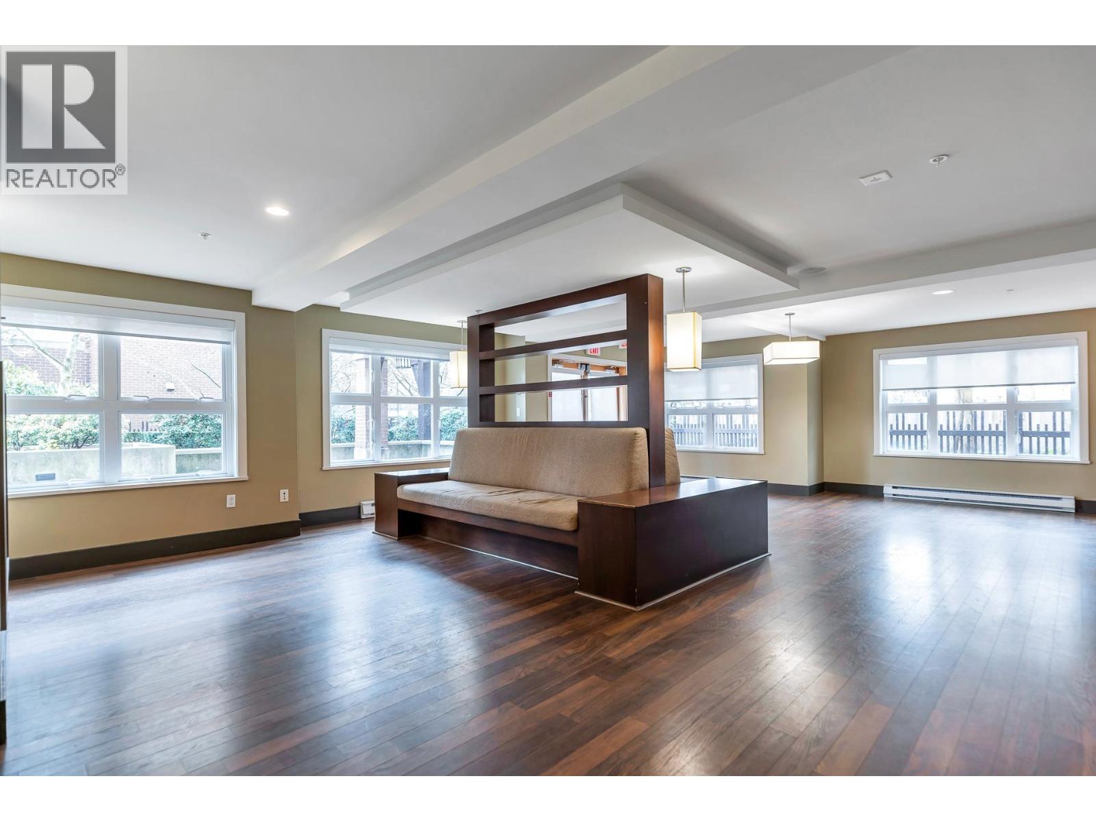 302 5885 IRMIN STREET, Burnaby