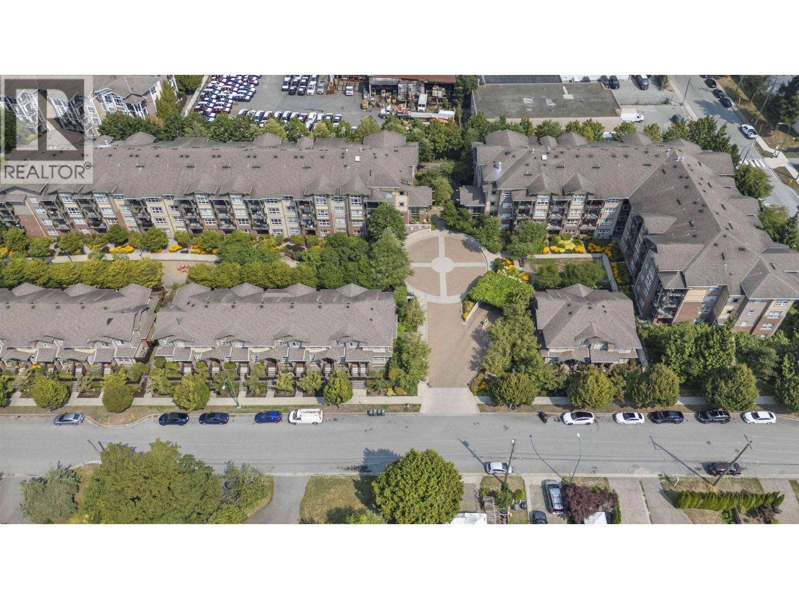 302 5885 IRMIN STREET, Burnaby