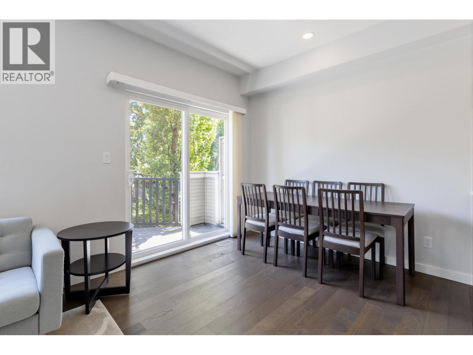 44 7233 HEATHER STREET, Richmond