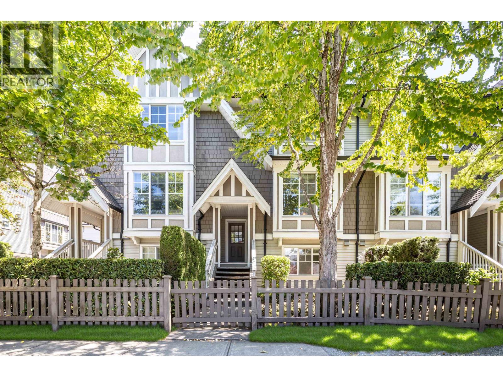 44 7233 HEATHER STREET, Richmond