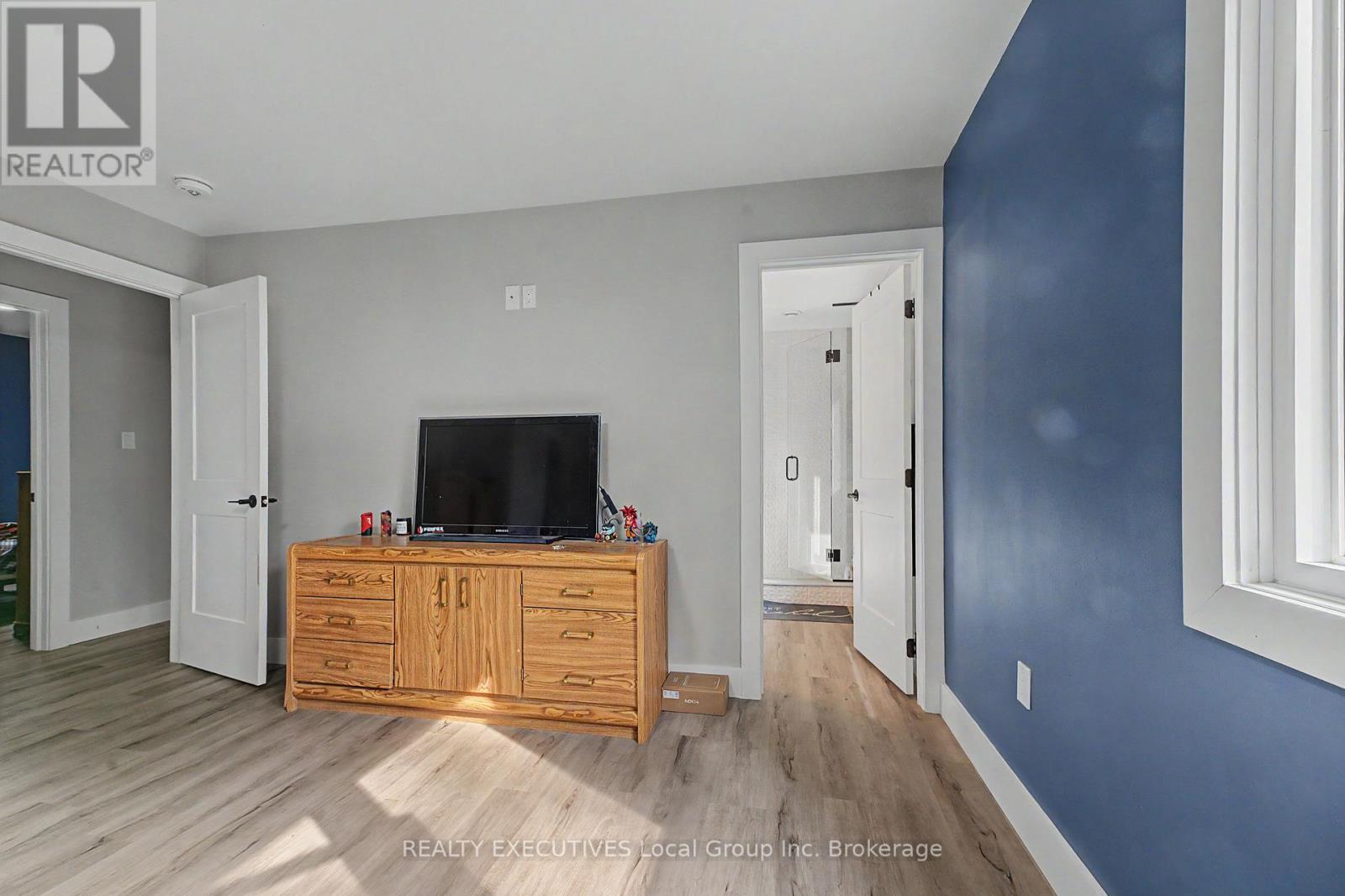 575 HART ROAD - Image 16