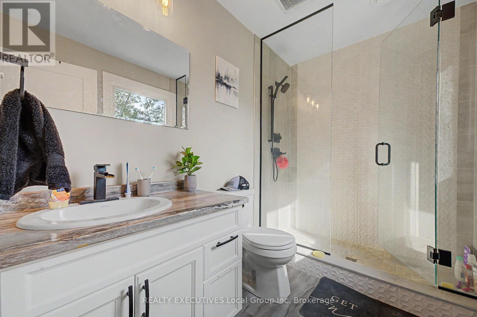 575 HART ROAD - Image 17