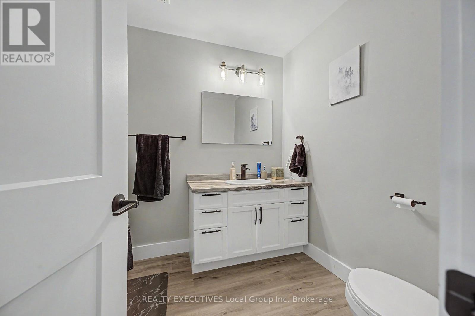 575 HART ROAD - Image 20