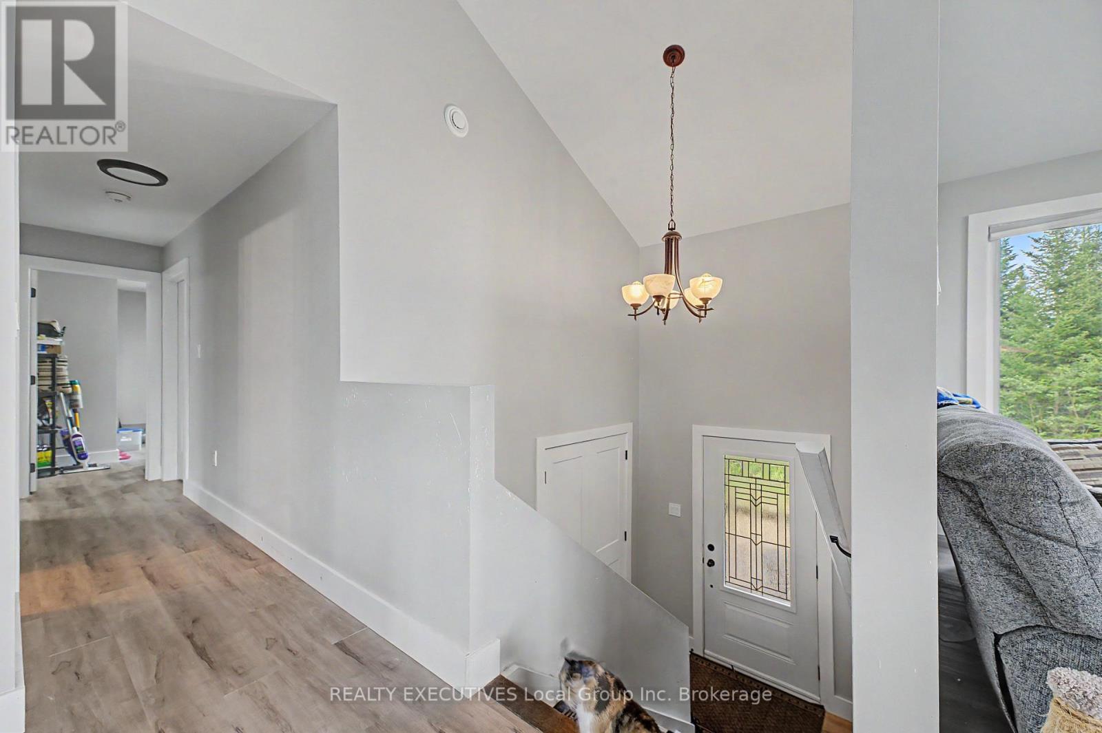 575 HART ROAD - Image 23