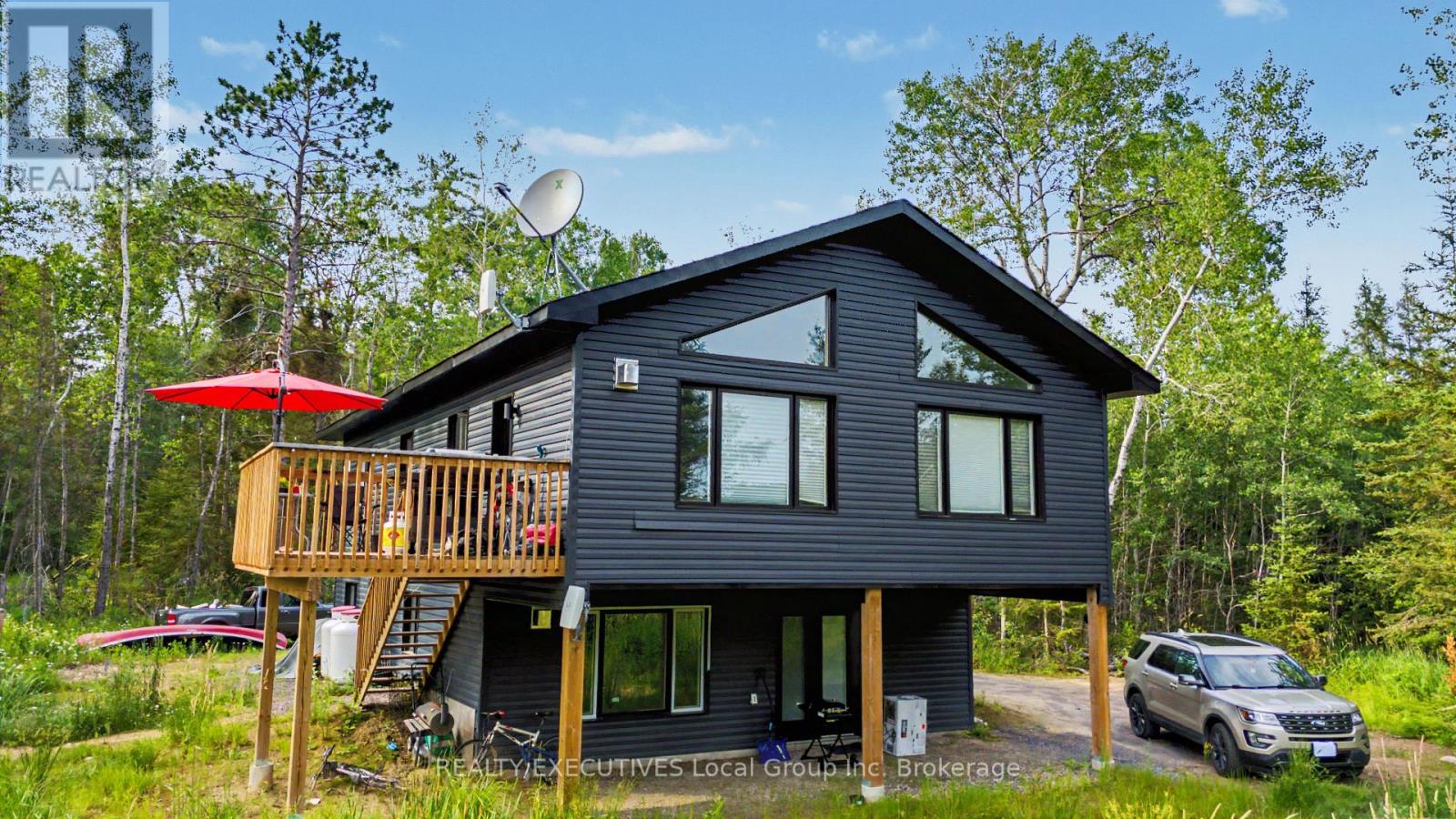 575 HART ROAD - Image 24