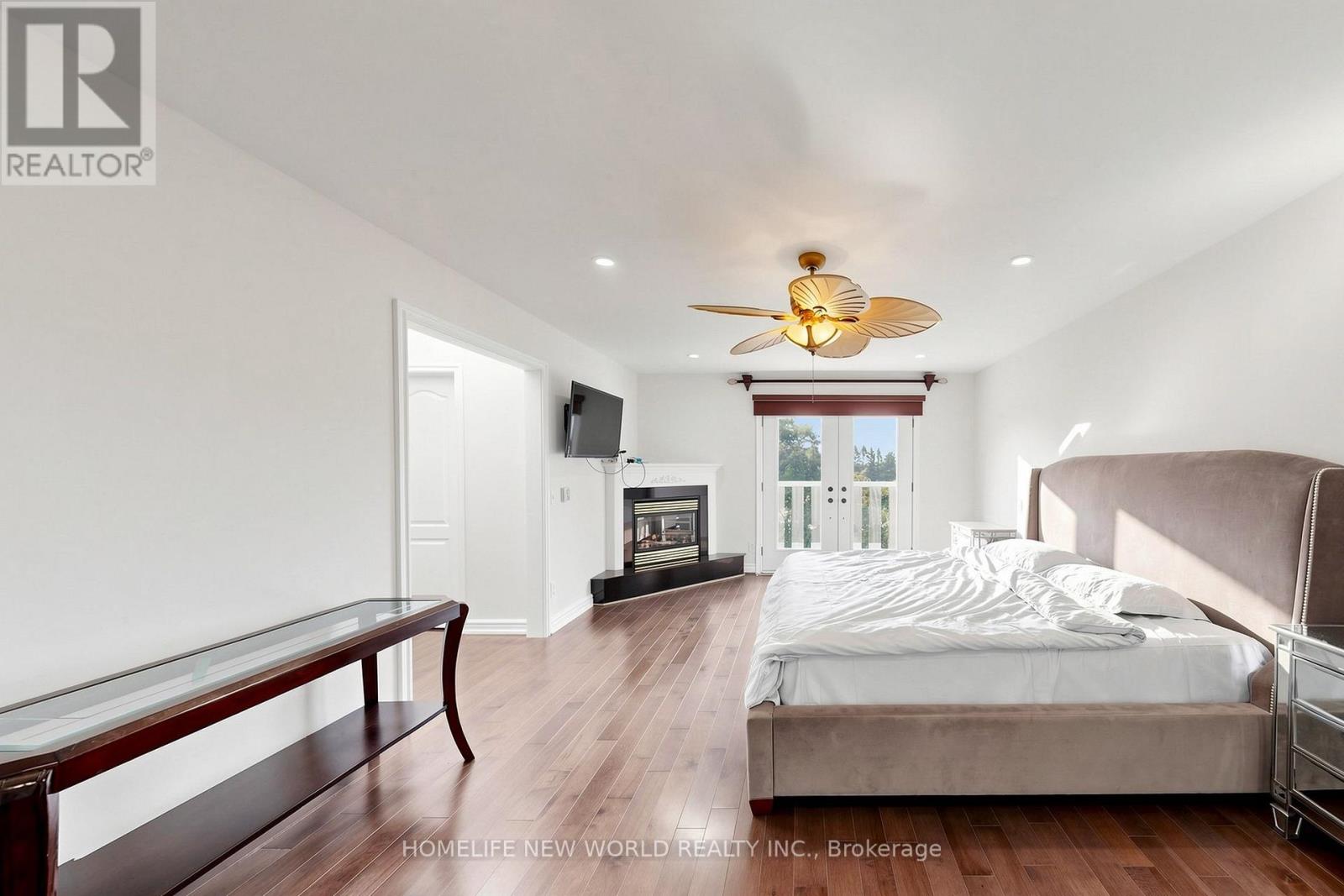 27 WALNUT GLEN PLACE - 25