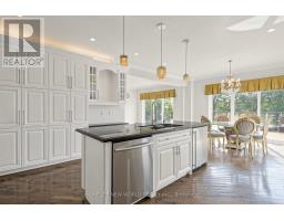 27 Walnut Glen Place, Markham, ON L6C1A3 Photo 14