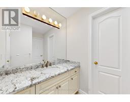 27 Walnut Glen Place, Markham, ON L6C1A3 Photo 35