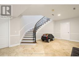 27 Walnut Glen Place, Markham, ON L6C1A3 Photo 36