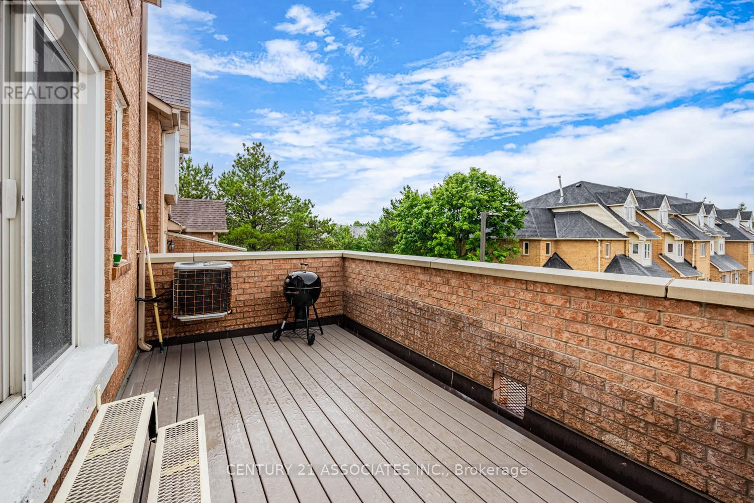#256 60 BARONDALE DRIVE - 24