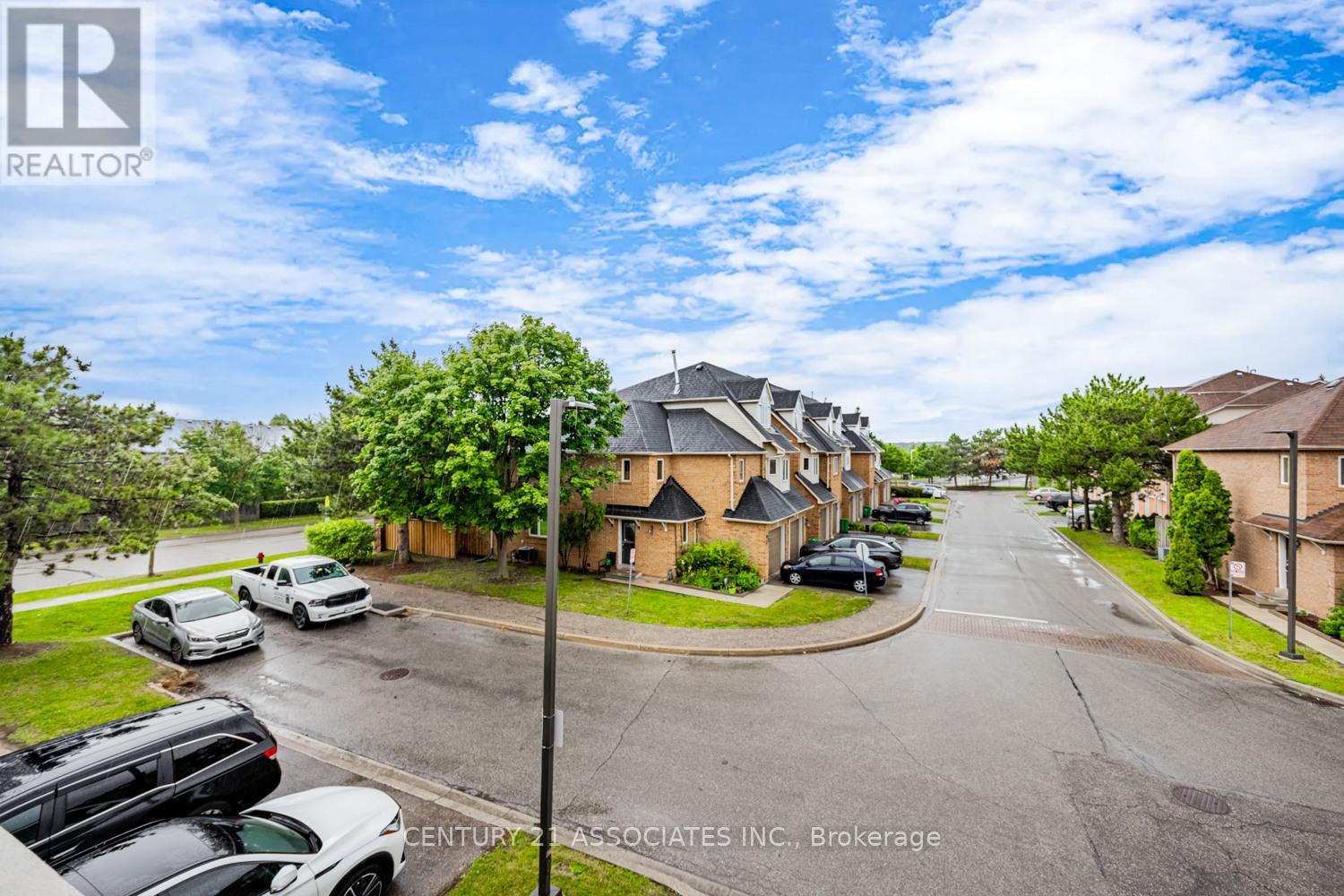 #256 60 BARONDALE DRIVE - Image 25